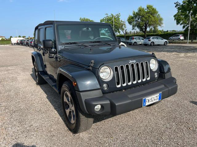 JEEP Wrangler Unlimited 2.8 CRD DPF Sahara Auto
