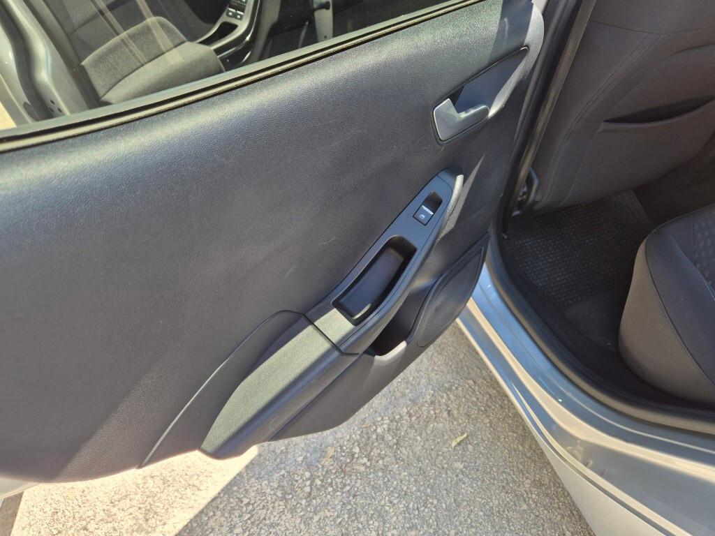 Ford Fiesta 1.0 Hybrid 125CV TITANIUM