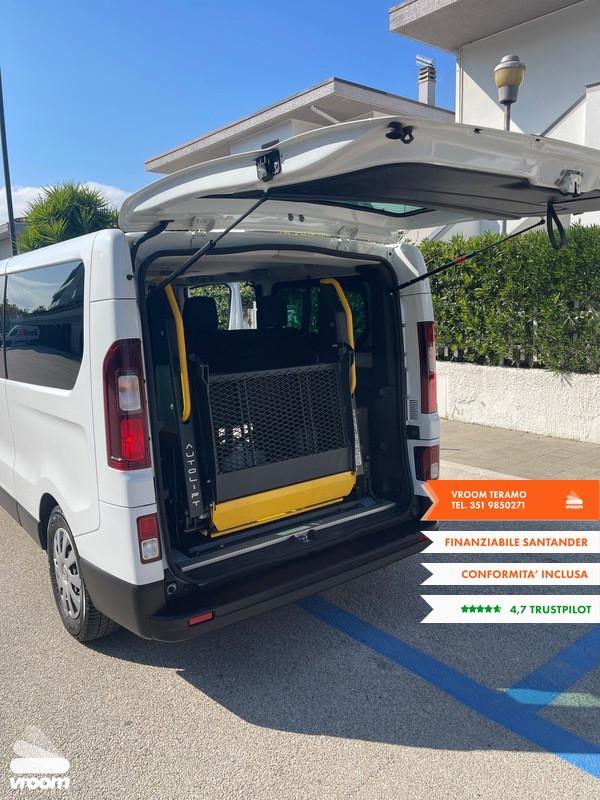 RENAULT Trafic 2.0 dCi 120CV DISABILI