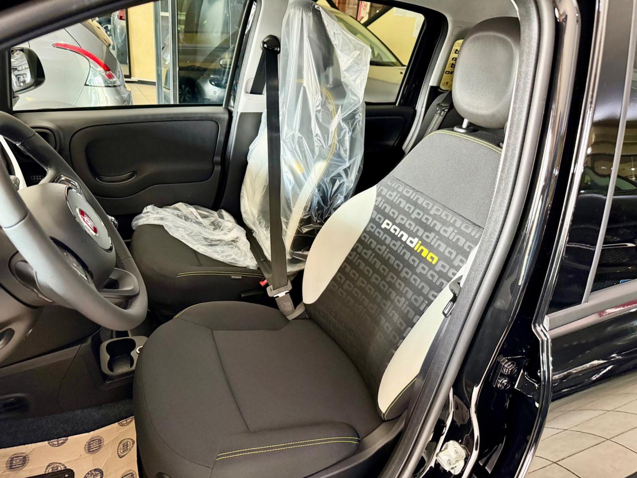 Fiat Panda 1.0 Hybrid Pandina CROSS