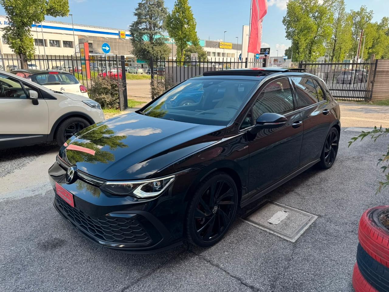 Volkswagen Golf 2.0 TDI DSG GTD 200cv