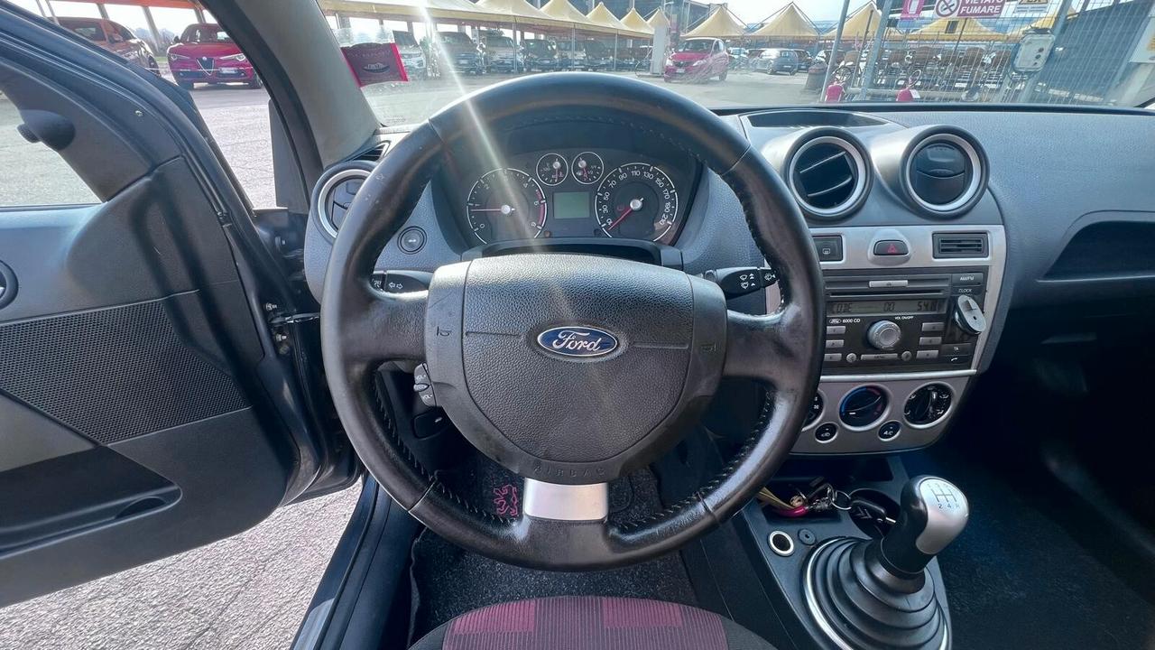 Ford Fiesta 1.4 TDCi 5p. Ghia