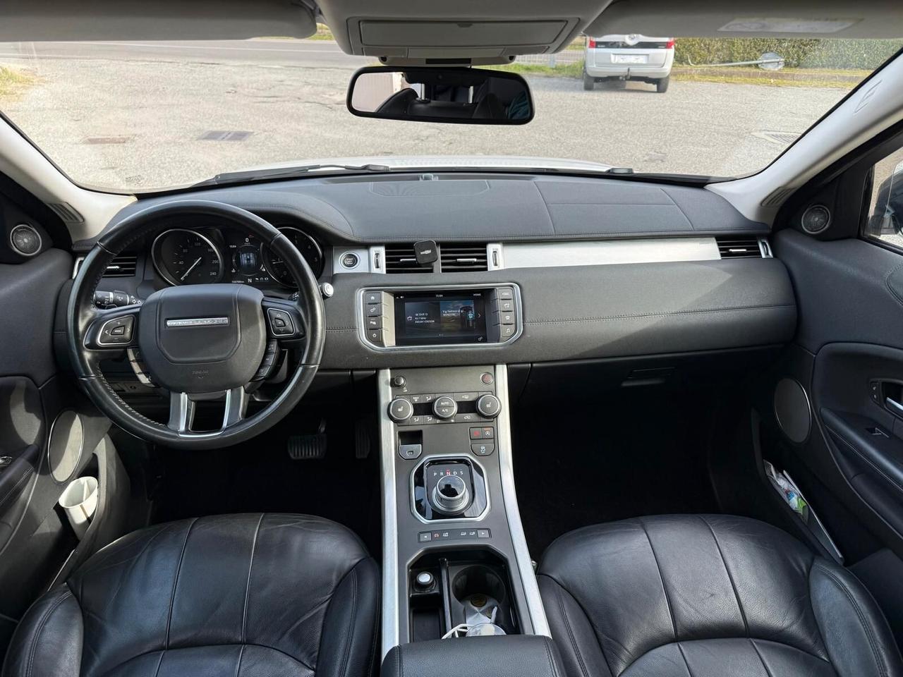 Land Rover Range Evoque 2.2 TD4 5p. Pure