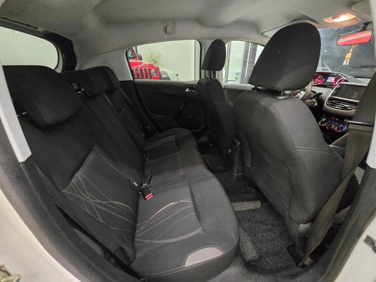 Peugeot 208 1.4 HDi 68 CV 5 porte Access