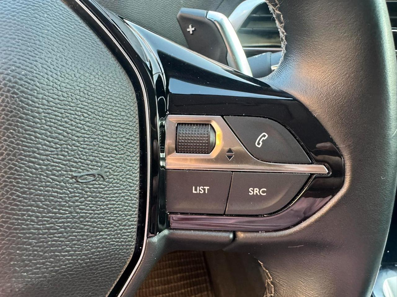 PEUGEOT 3008 HDI 130 S&S EAT8 ALLURE NAVI+RETROCAMERA