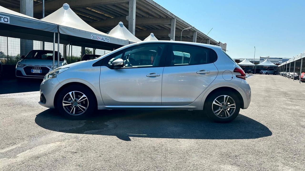 Peugeot 208 PureTech 68 5 porte KM CERTIFICATI-UNICO PROPRIETARIO
