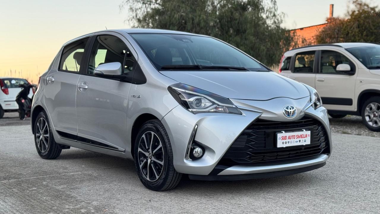 Toyota Yaris 1.5 Hybrid 101cv 5 porte Lounge