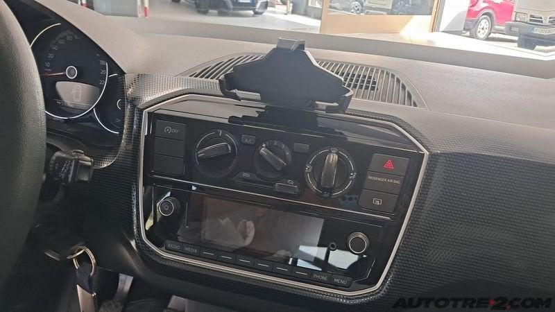 Volkswagen up! 1.0 3p. move up! BlueMotion Technology PROMO
