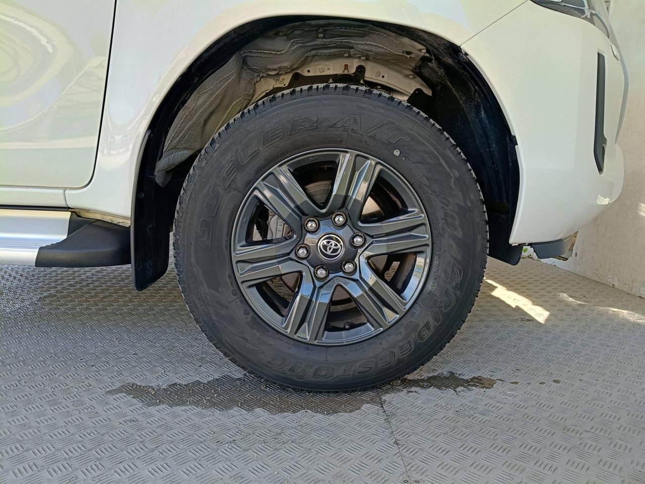 TOYOTA Hilux IV 2021 - Hilux 2.4 d-4d extra cab Comfort 4wd