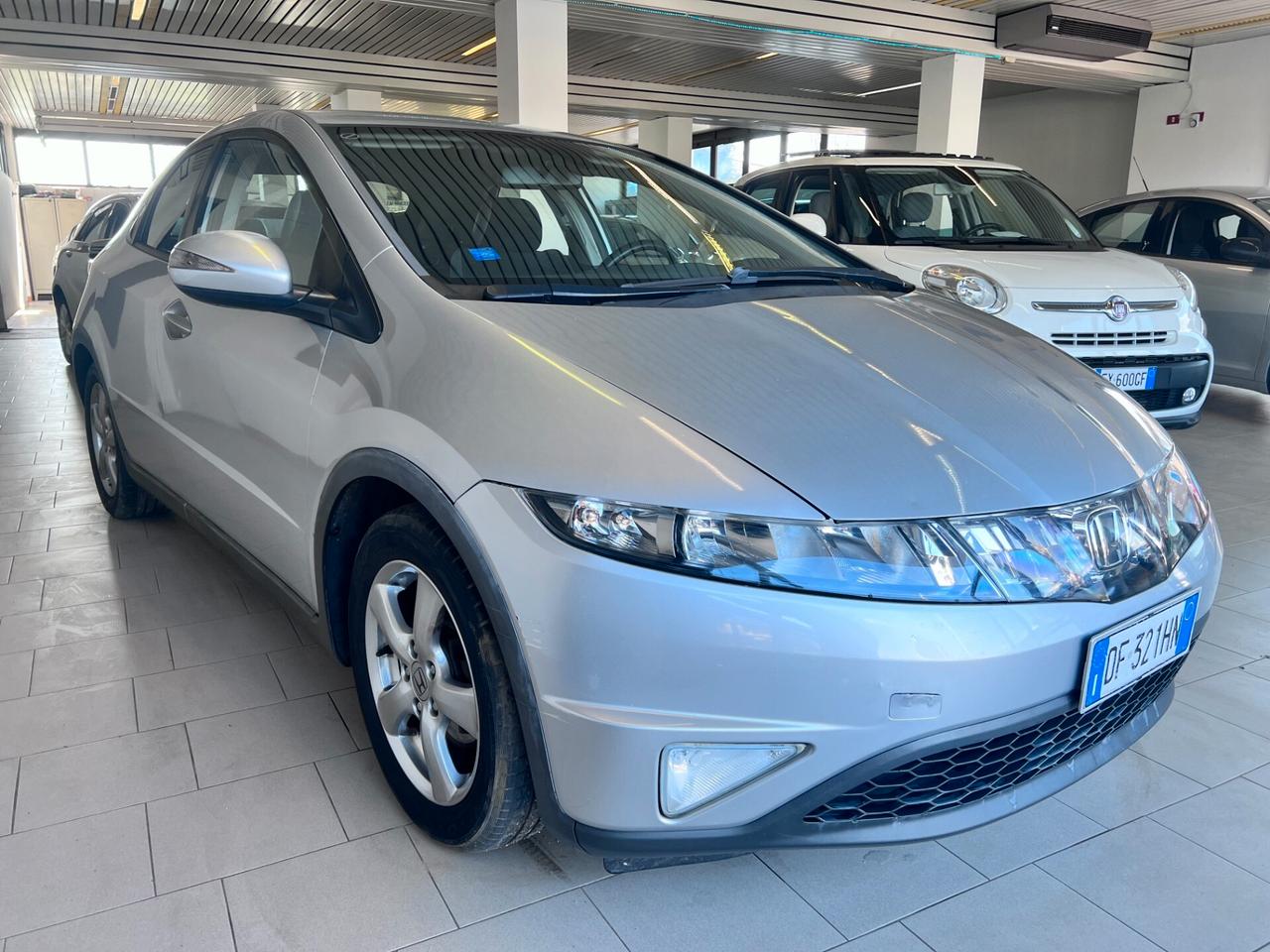Honda Civic 1.4 i-DSi 5p. Sport