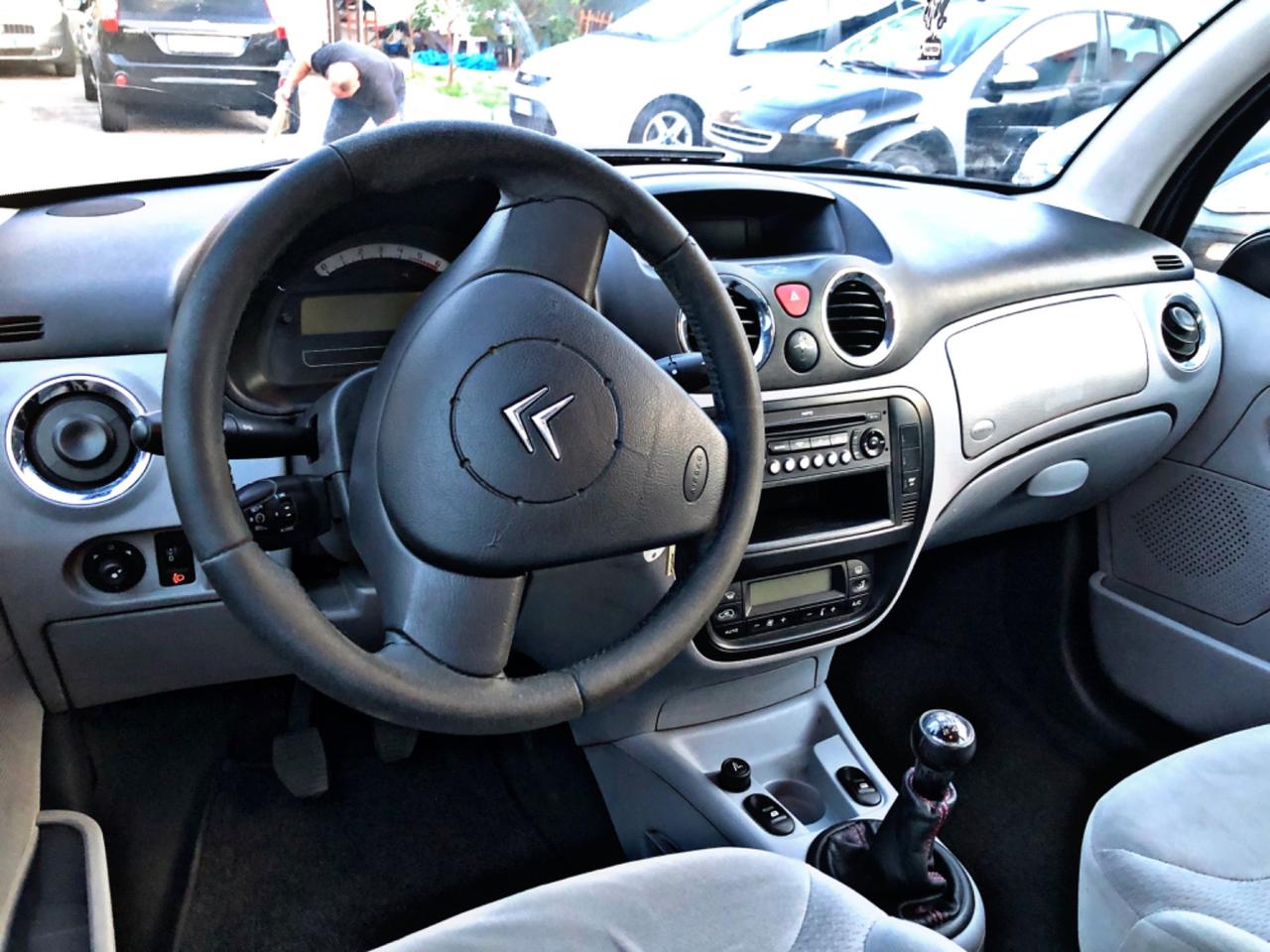 Citroen C3 1.6 HDi 90 Exclusive Style 09
