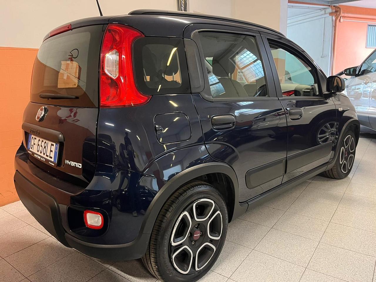 Fiat Panda 1.0 FireFly Hybrid City Cross