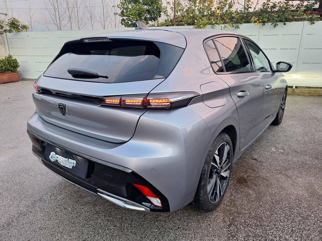 Peugeot 308 BlueHDi 130 S&S EAT8 Allure Pack Nav+Retrocam - 2022