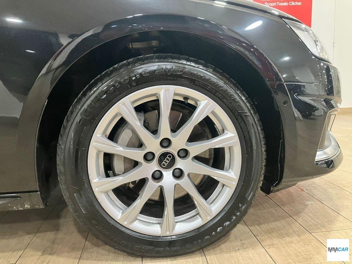 AUDI - A4 Avant - 40 TDI quattro S tr. Bus. Adv.