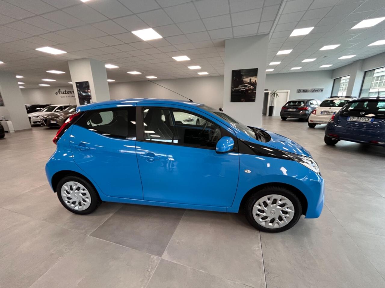 Toyota Aygo 1.0 benzina 72 CV 5 porte 2019 km 27000