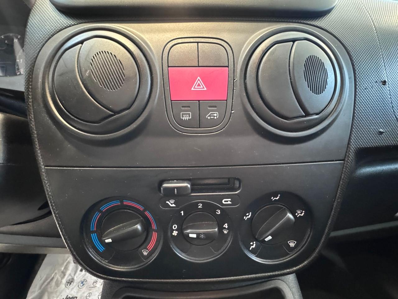 Fiat Fiorino 1.3 MJT 95CV Cargo SX