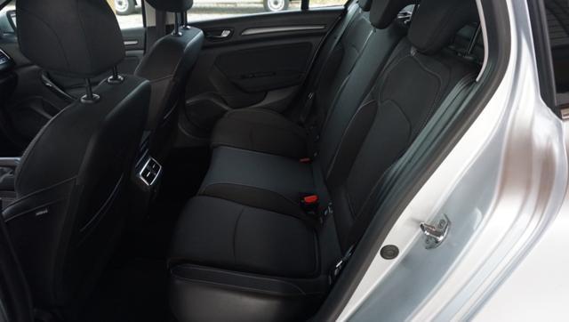 RENAULT Megane Mégane Sporter Blue dCi 115 CV EDC Equilibre