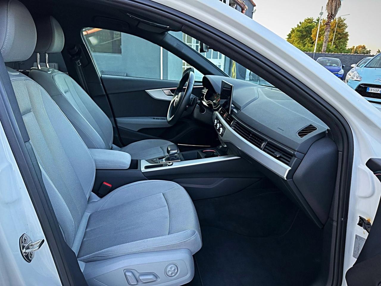 Audi A4 Avant 40 TDI quattro S tronic Business