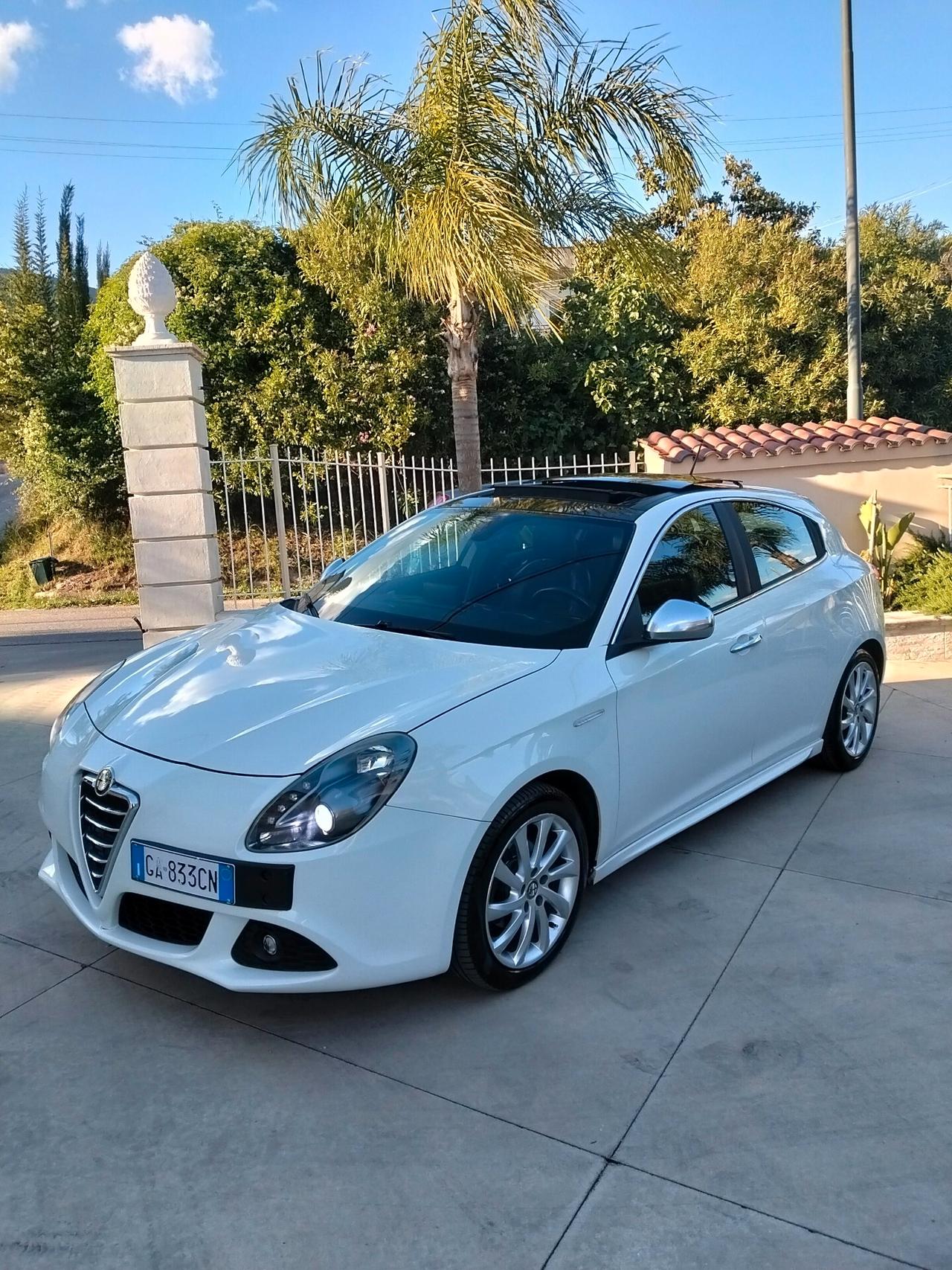 Alfa Romeo Giulietta 1.6 JTDm-2 105 CV Distinctive