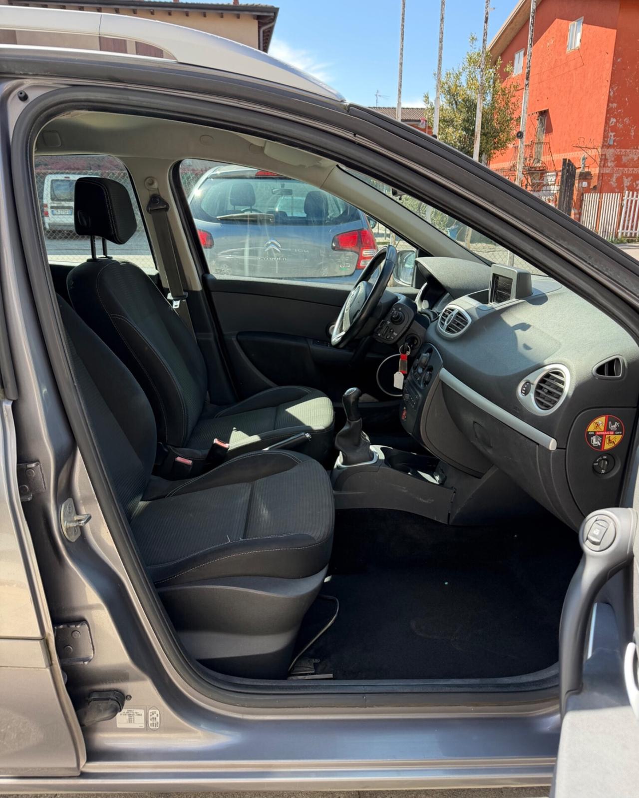 Renault Clio 1.2 16V SporTour- Revisionata-Tagliandata-garanzia