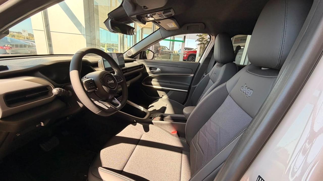Jeep Avenger 1.2 Turbo 110 CV MHEV Summit C/A