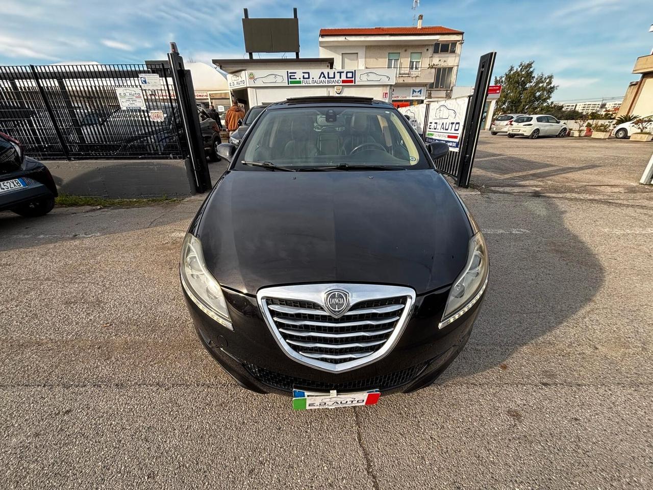 Lancia Delta 1.6 MJT DPF Selectronic Platinum