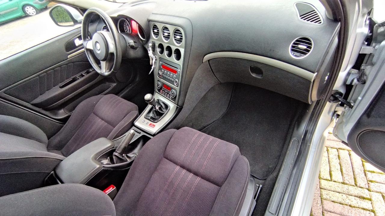 Alfa Romeo 159 1.9 JTDm Sportwagon