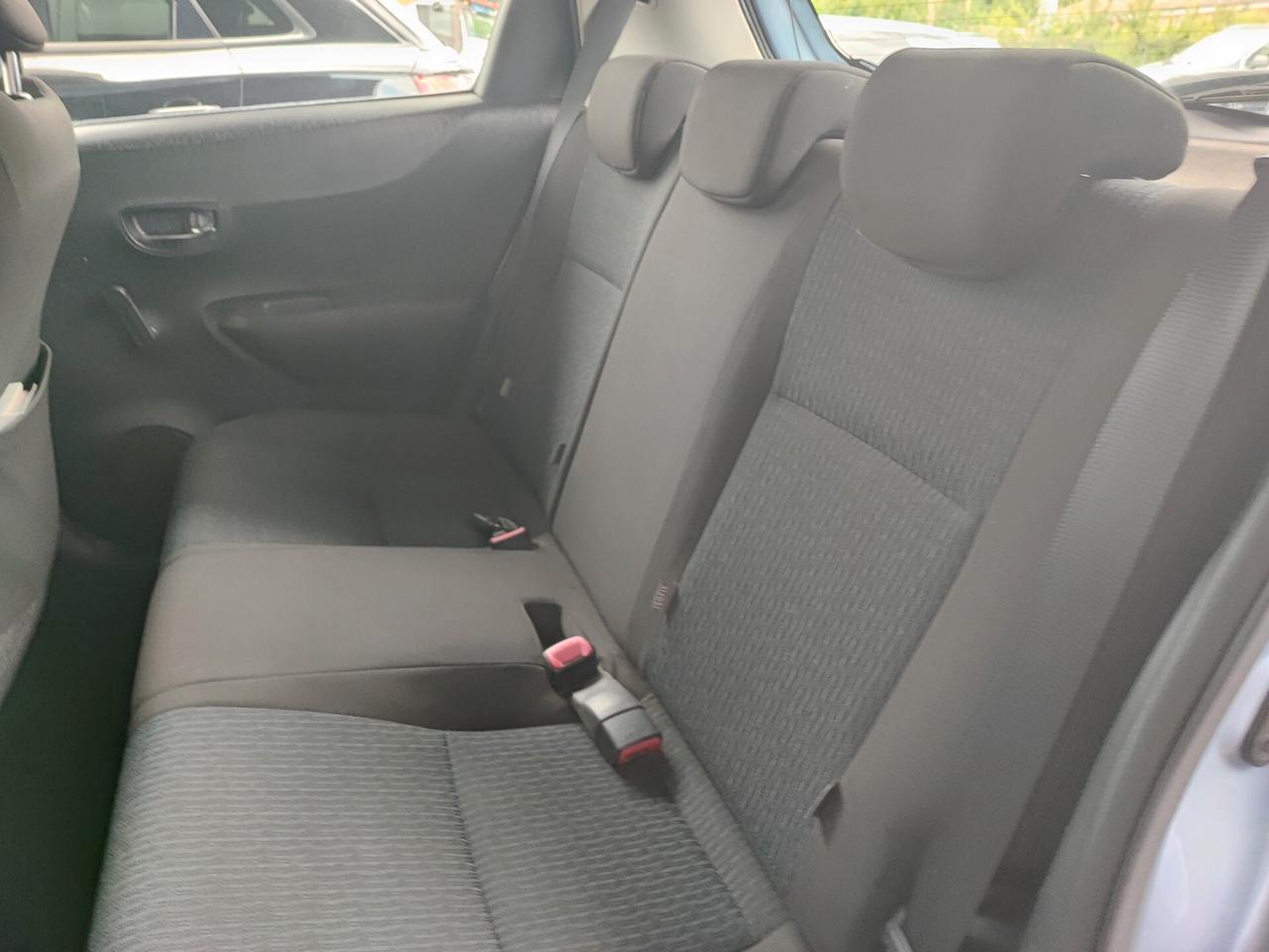 Toyota Yaris 1.4 D-4D 5 porte Lounge