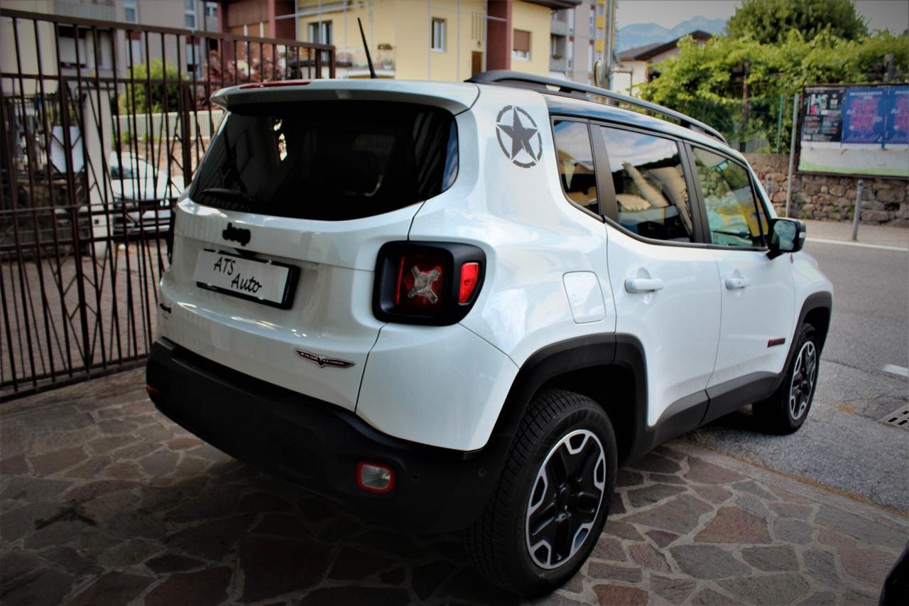 Jeep Renegade 2.0 Mjt 170CV 4WD Active Drive Low Trailhawk