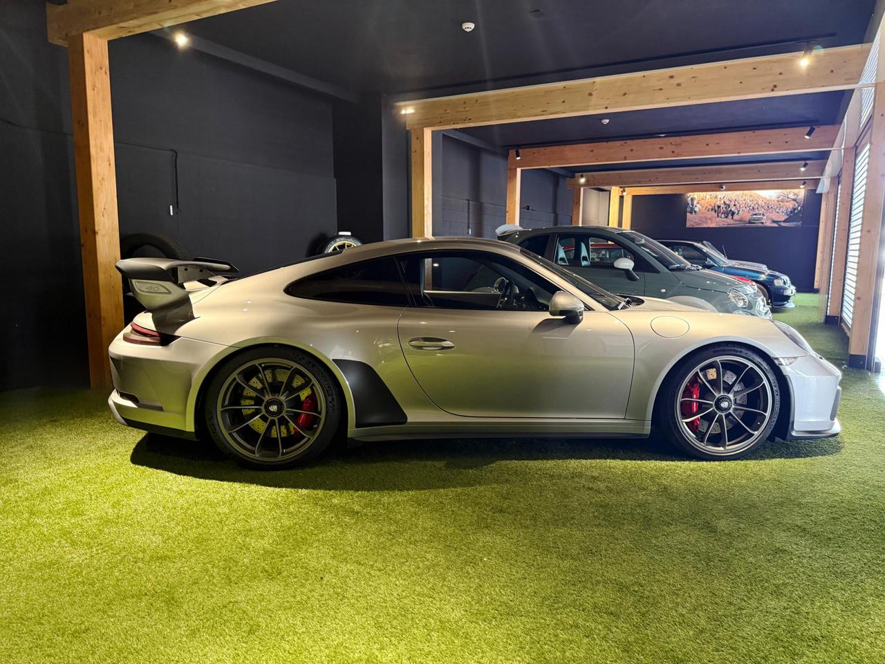 Porsche 911 Coupe 4.0 GT3 auto