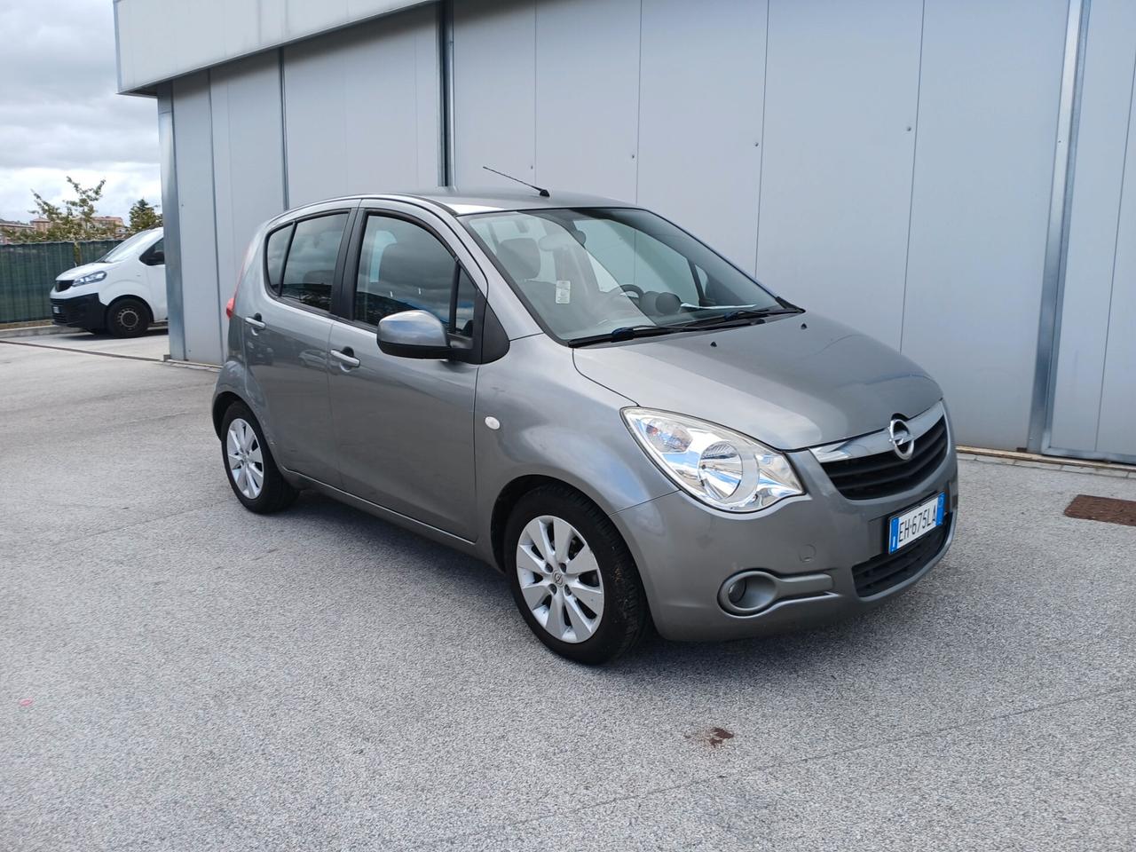 OPEL AGILA 1.2 BENZ AUTOMATICA