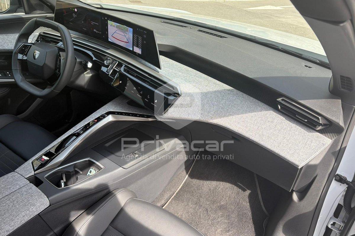 PEUGEOT 3008 Hybrid 136 e-DCS6 Allure