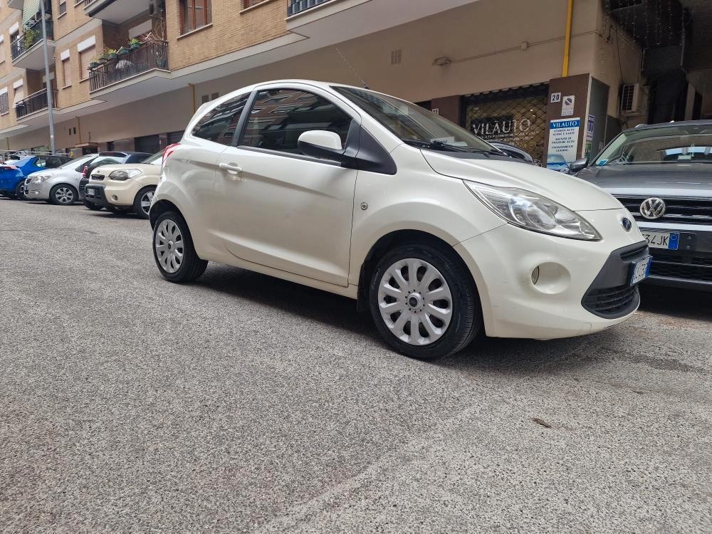 Ford Ka 1.2 Titanium c/esp,tcs 69cv E5