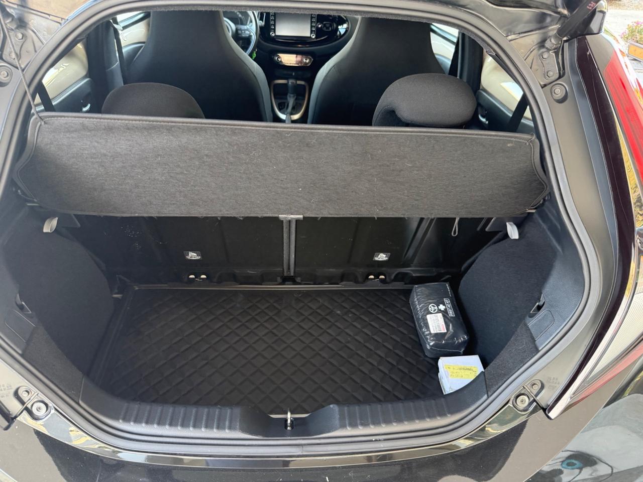 Toyota Aygo X 1.0 VVT-i 72 CV 5 porte Lounge Air