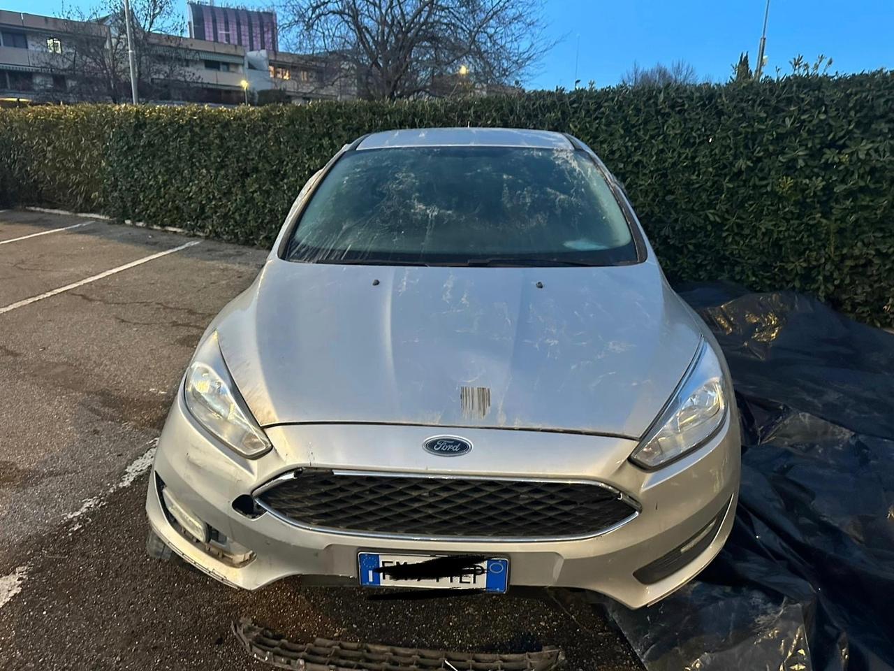 Ford Focus 1.5 TDCi 95 CV Berlina SOLO EXPORT