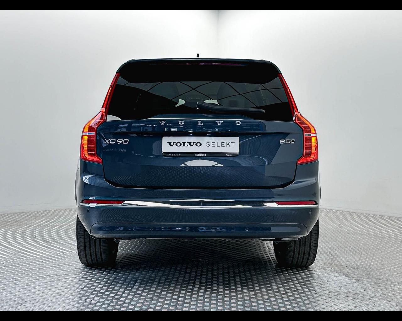 VOLVO XC90 (2014-->) - XC90 B5 (d) AWD automatico 7 posti Plus Bright
