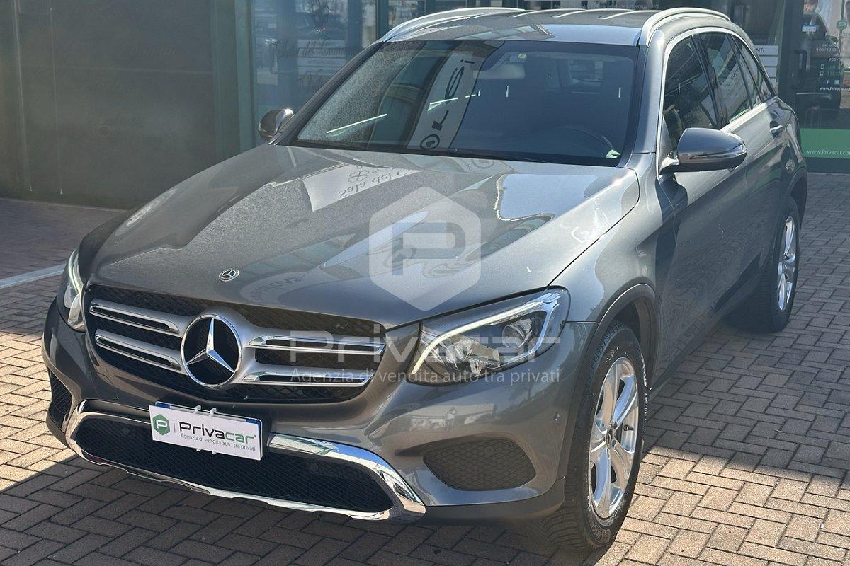 MERCEDES GLC 220 d 4Matic Business