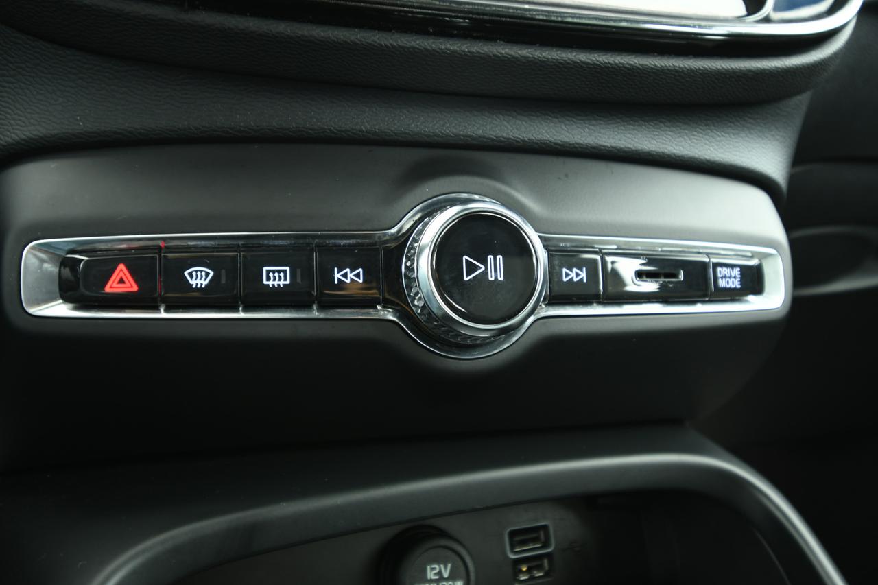 VOLVO XC40 1.5 t4 recharge phev Core auto NEOPATENTATI+CAMERA+APP CONNECT