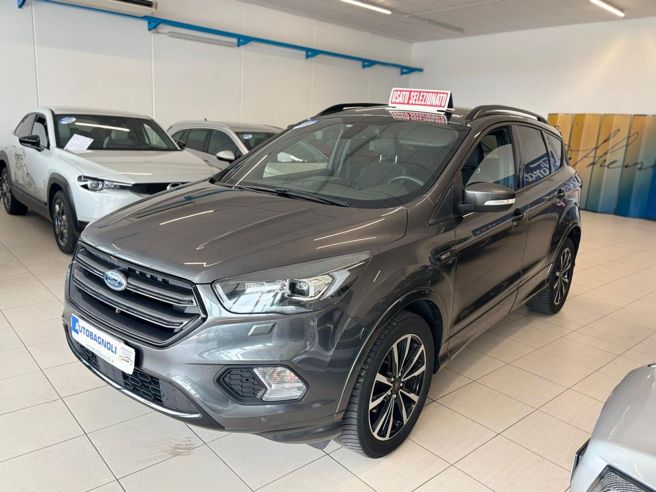 Ford Kuga ST-LINE 1.5 TDCI 120 CV 2WD 6mt