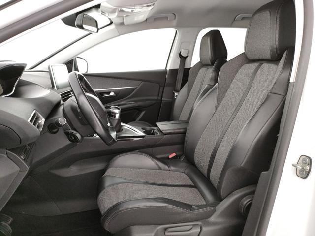 PEUGEOT 3008 BlueHDi 120 S&S Allure