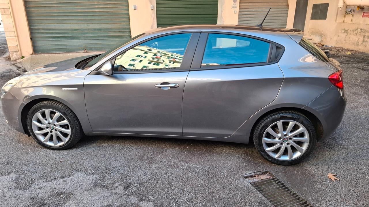 Alfa Romeo Giulietta 1.6 JTDm 120 CV Super
