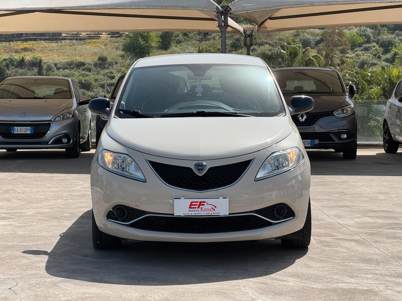 Lancia Ypsilon 1.3 MJT 16V 95 CV 5 porte S&S Silver