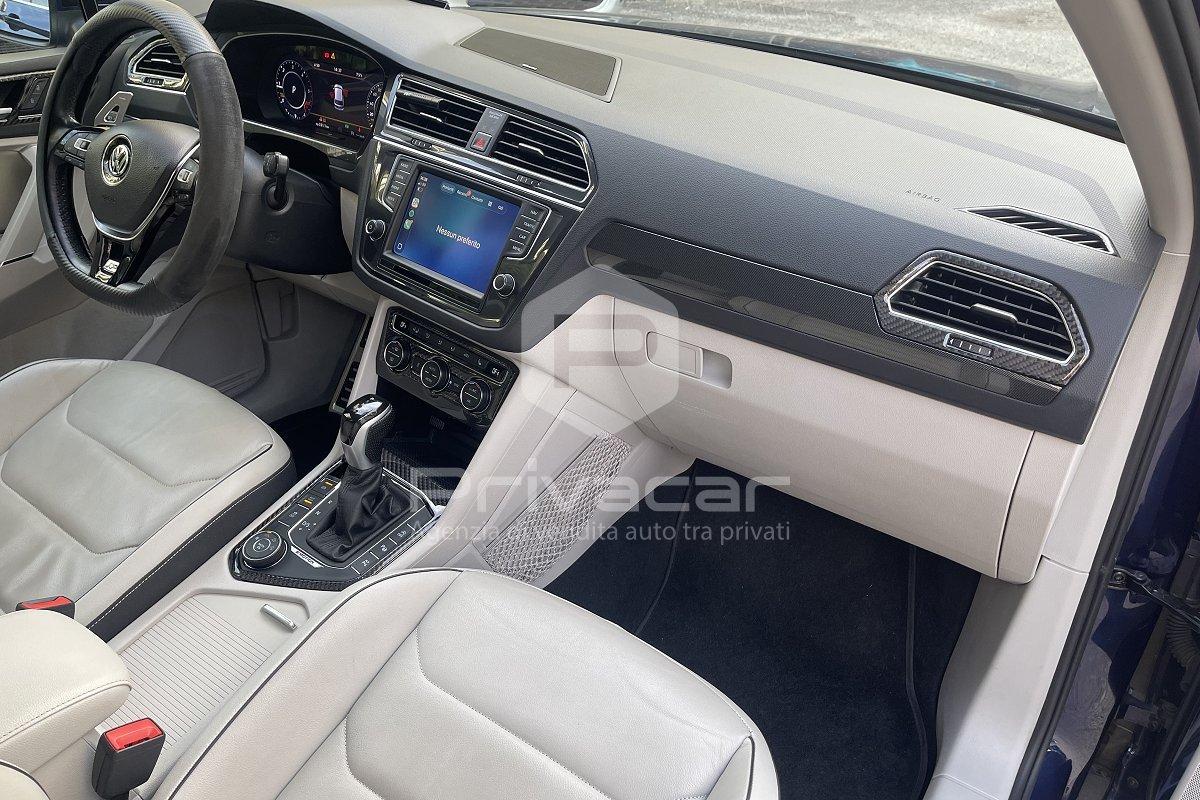 VOLKSWAGEN Tiguan 2.0 BiTDI SCR DSG 4MOTION Executive R-Line BMT