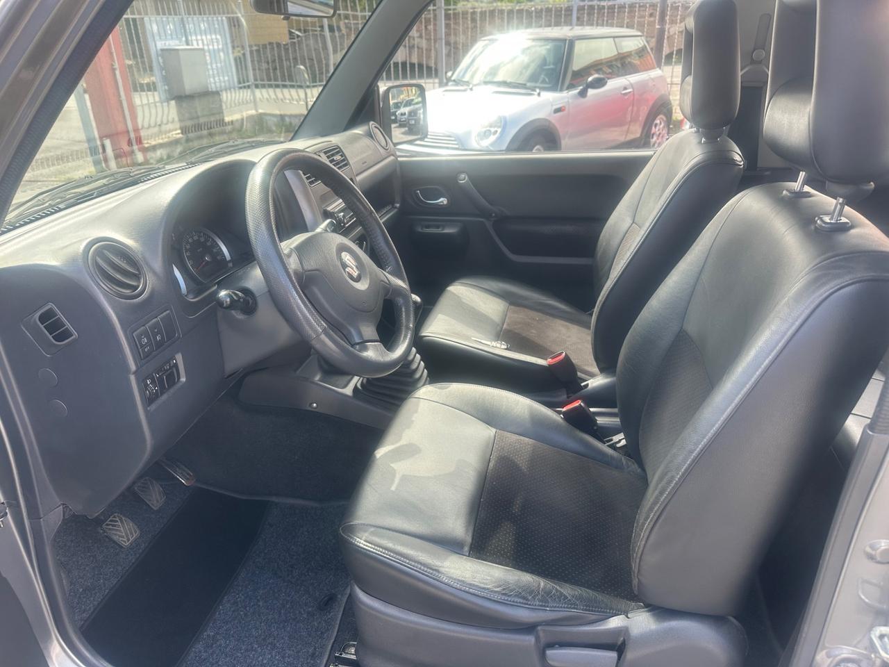 Suzuki Jimny 1.3i 16V cat 4WD JLX