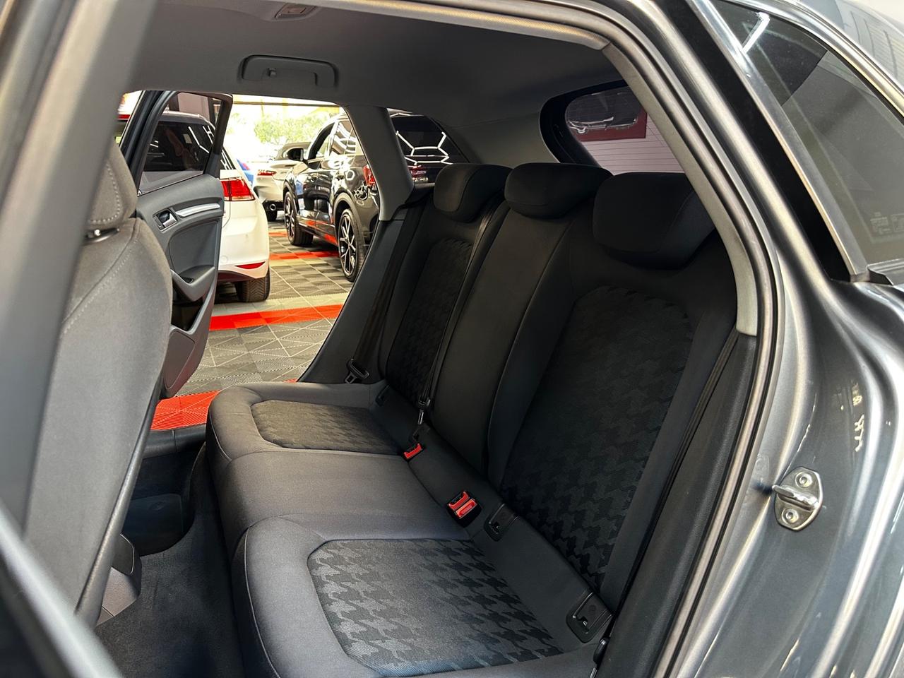 Audi A3 1.6 TDI Attraction - FABIANOAUTO