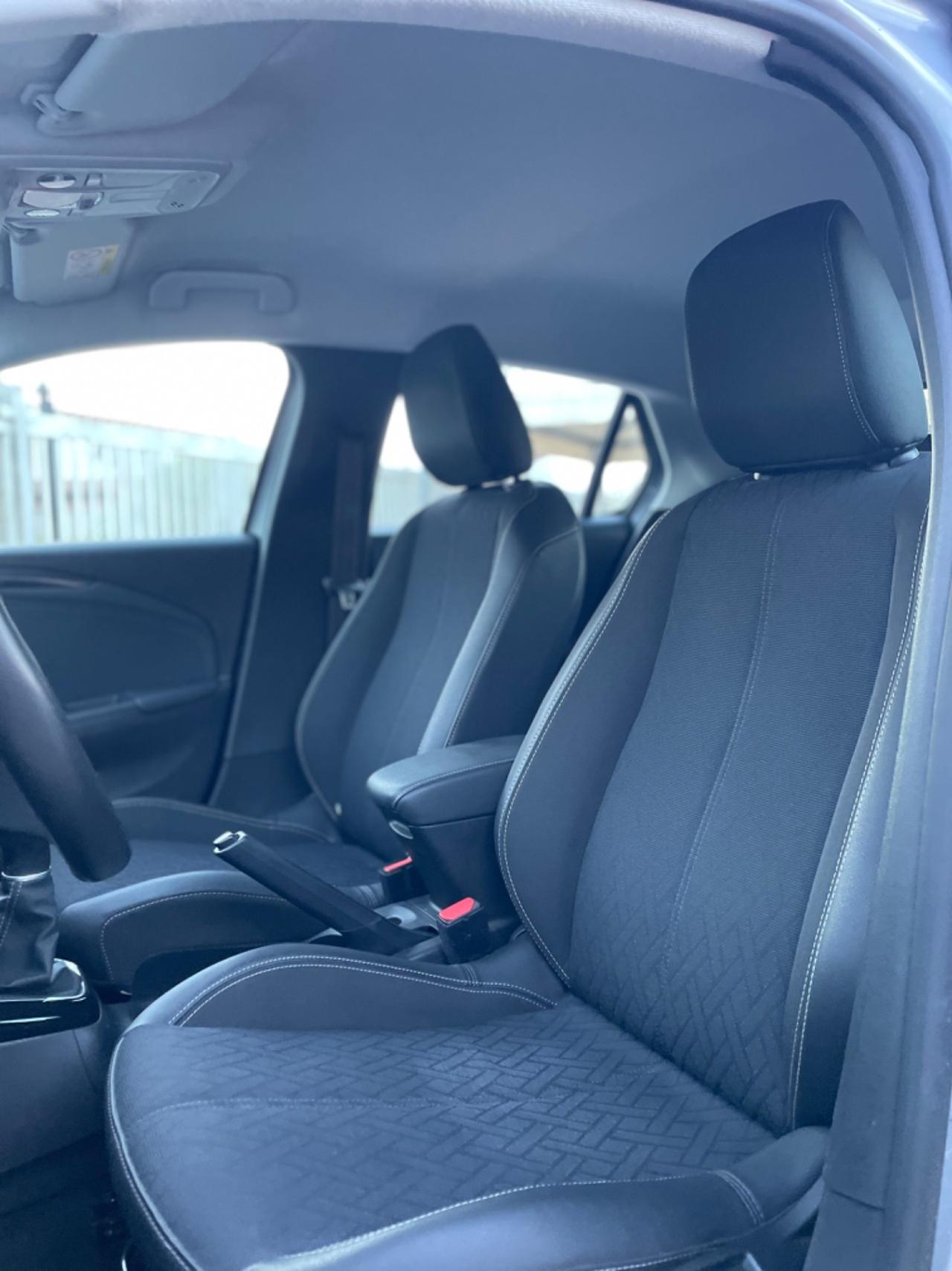 Opel Corsa 1.2 Elegance