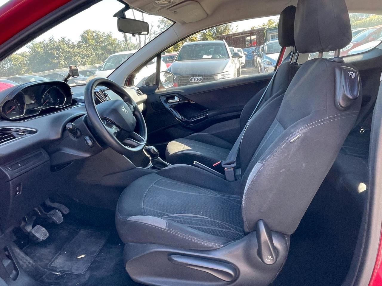 Peugeot 208 1.2 VTi 82 CV 3 porte Access