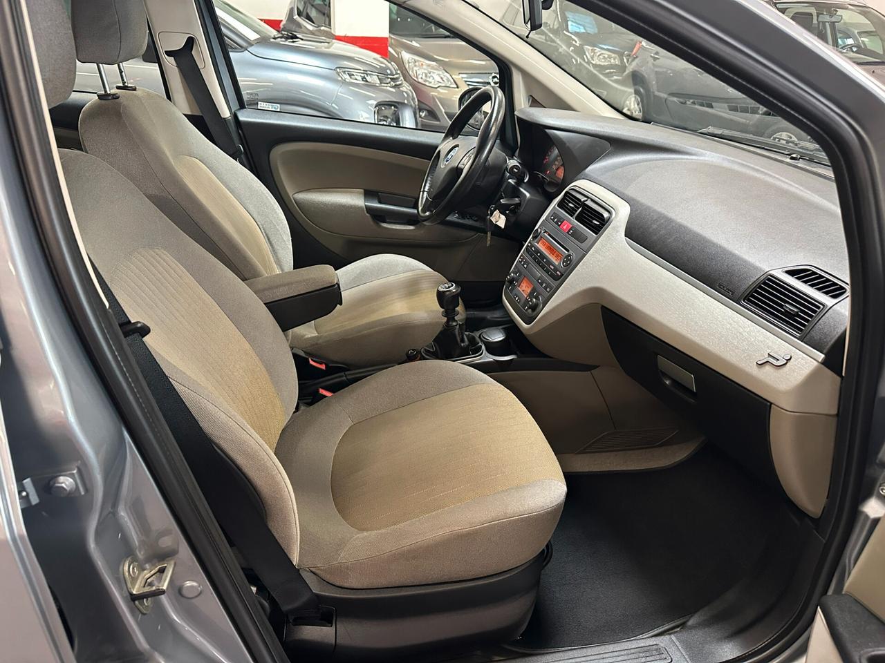 Fiat Grande Punto Grande Punto 1.4 Starjet 16V 5 porte Dynamic