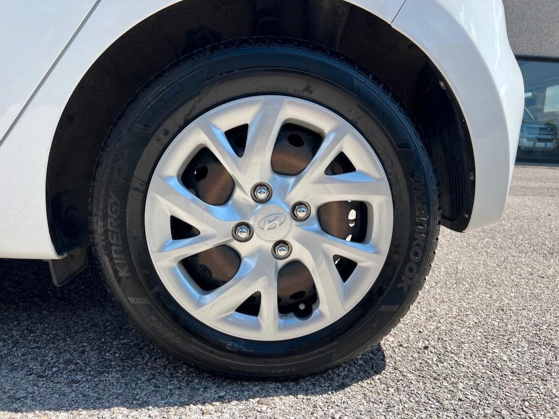 Hyundai i10 1.0 Comfort UNICO PROPRIETARIO - NEOPATENTATI