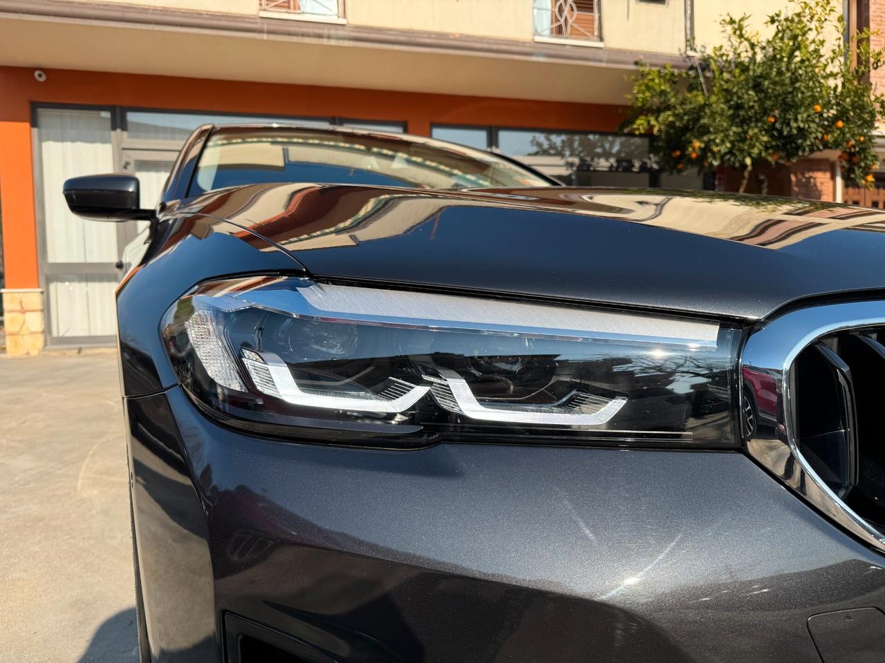 BMW 518 MHE LUXURY BERLINA